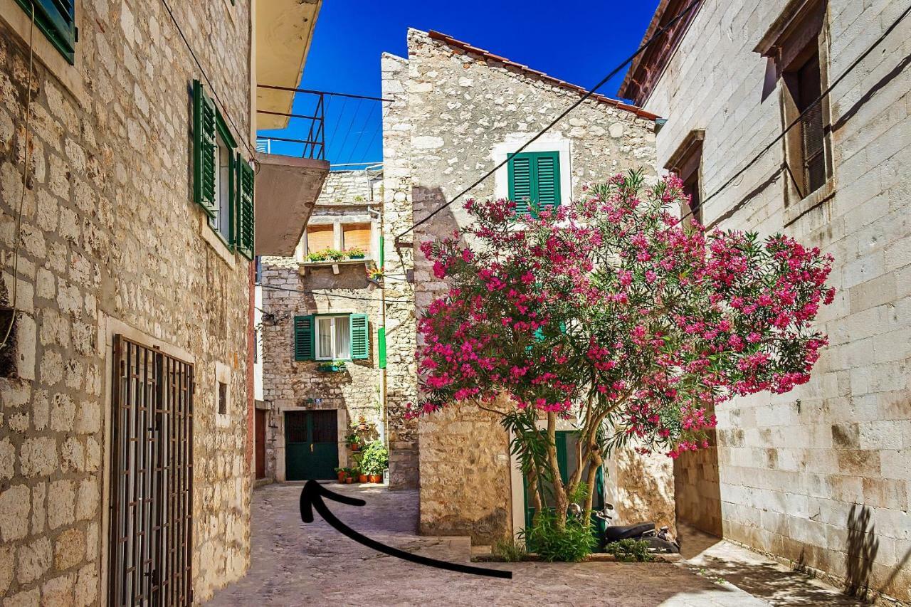 Appartement Heart Of The Old Town à Šibenik Extérieur photo